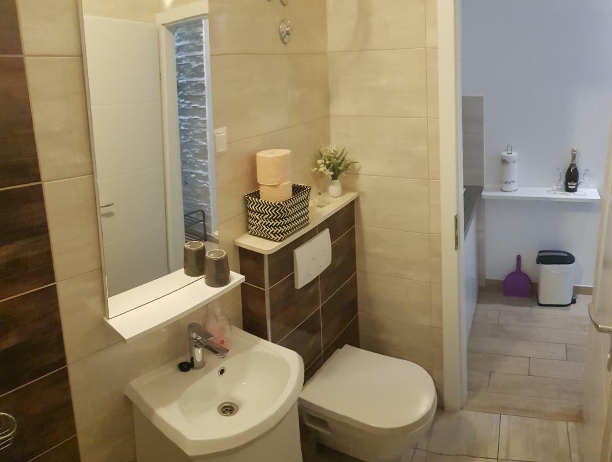 Studio Apartment Legcevic Kaštela Exterior foto